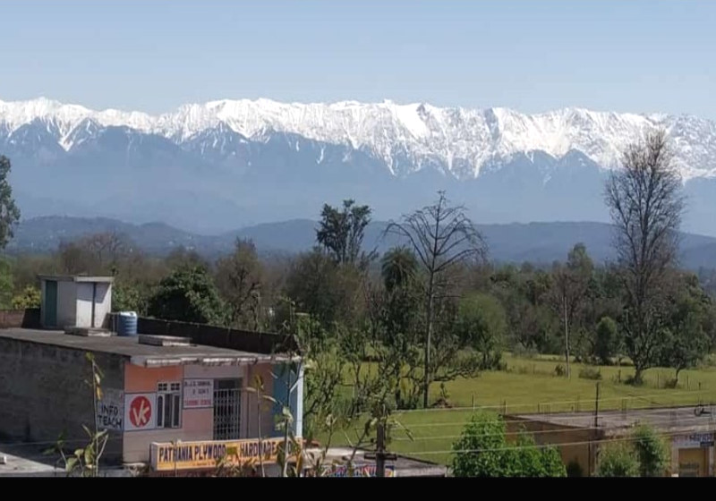 Isolamento deixa montanhas do Himalaia visíveis pela 1ª vez em 30 anos